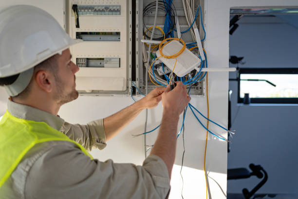 Best 24-Hour Electrician  in Pleasantville, IA